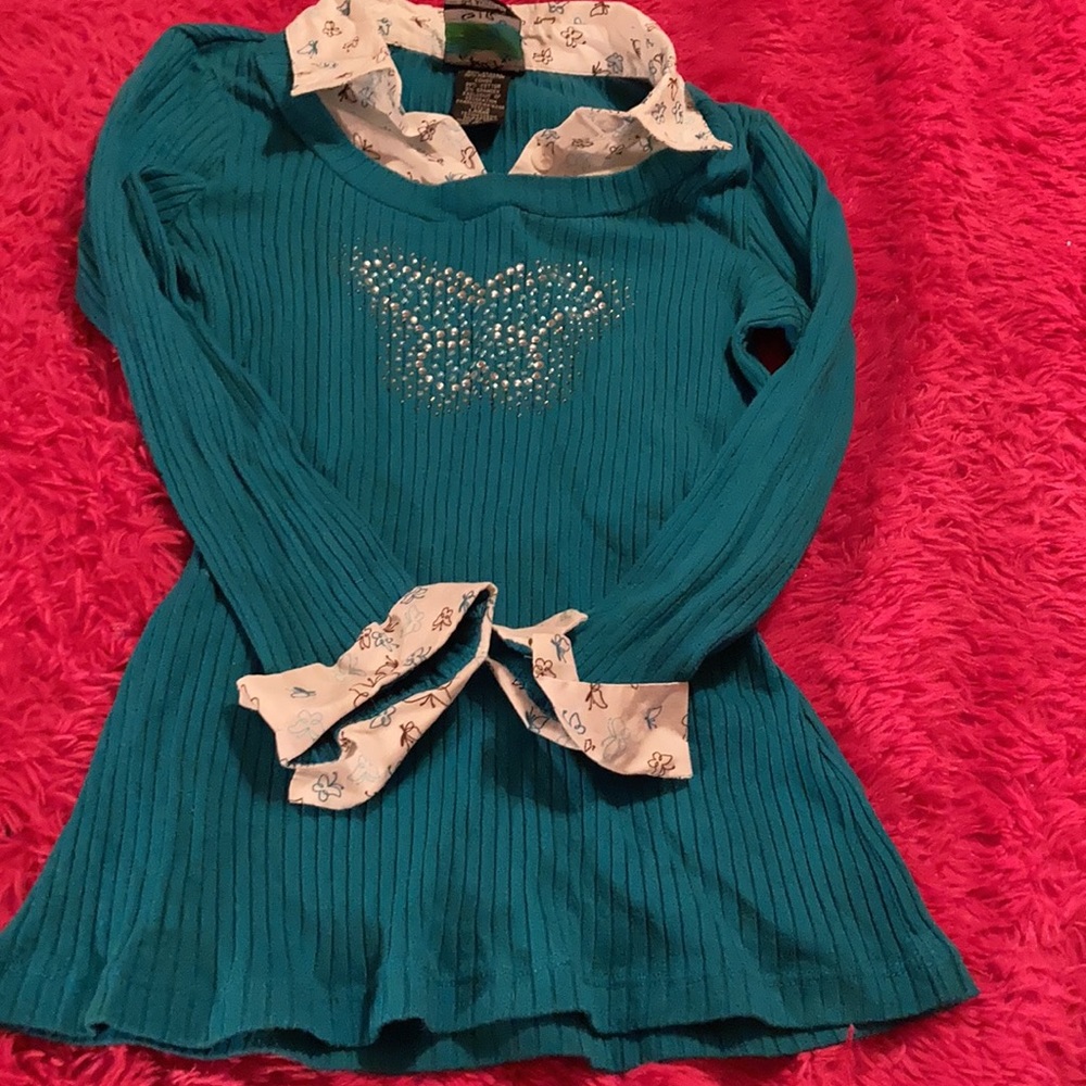 EARTH GIRL By: Anxiety Butterfly 🦋 Collar and Cuffs Shirt